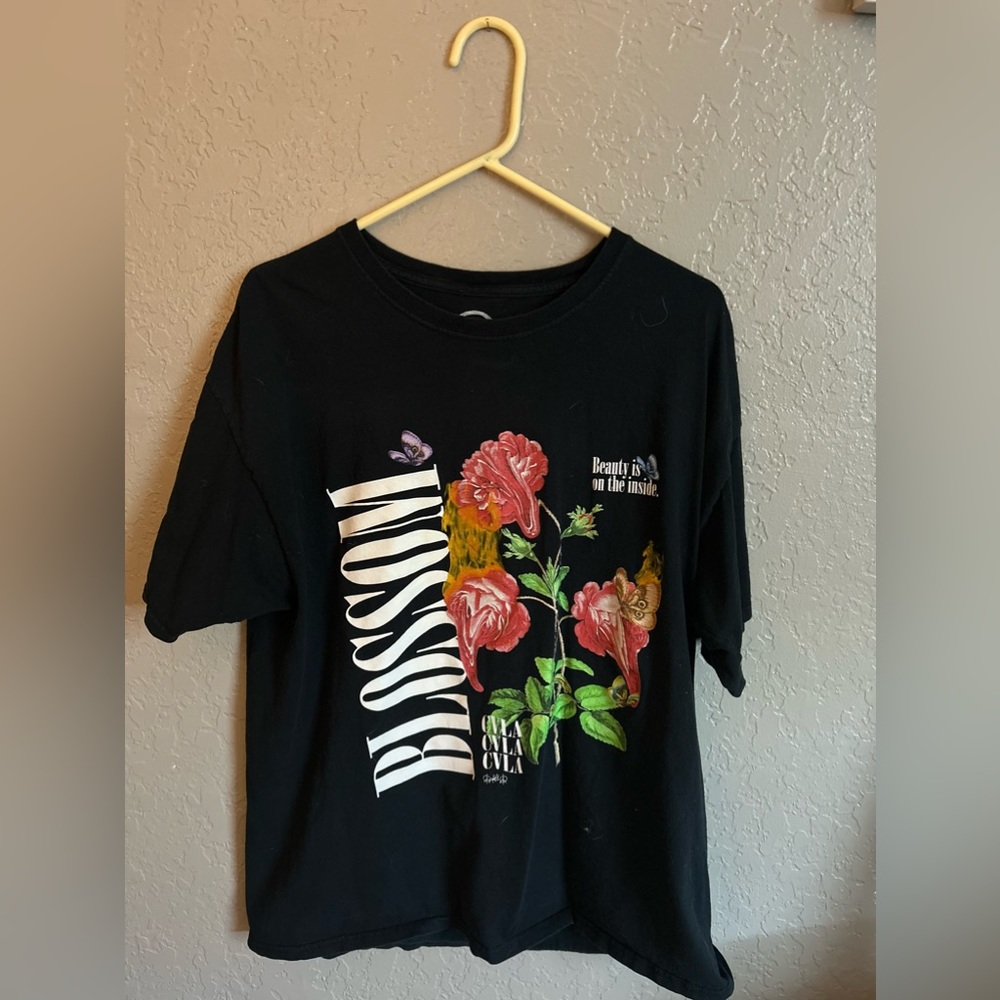 CVLA Black Blossom Rose T Shirt XL